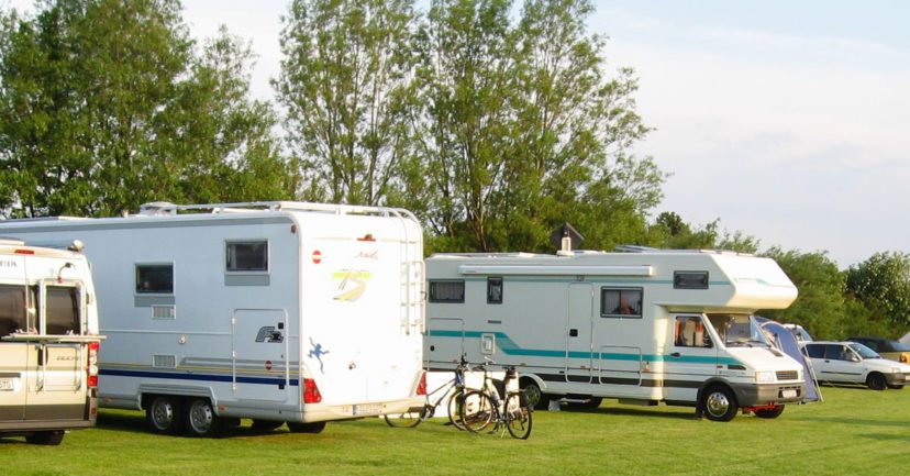 Ein Wohnmobil kaufen oder mieten – was ist besser? Ein Wohnmobil kaufen oder mieten – was ist besser?