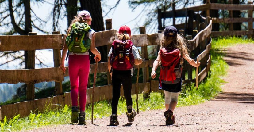 Hoch hinaus für kleine Gipfelstürmer: Familienfreundliche Klettersteige in Südtirol